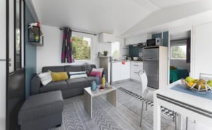 Séjour du mobil-home confort 3 chambres